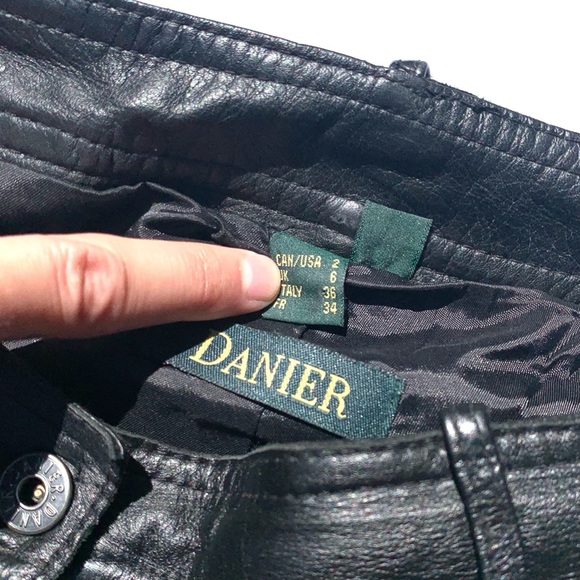 XS | Vintage black Danier leather lace up pants - Picture 4 of 5